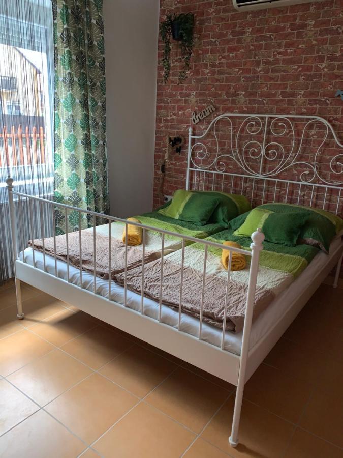 Armada Family Apartment Hajdúszoboszló Eksteriør bilde