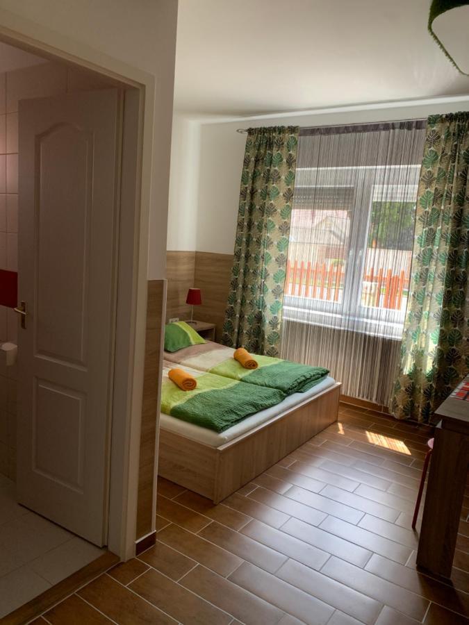 Armada Family Apartment Hajdúszoboszló Eksteriør bilde