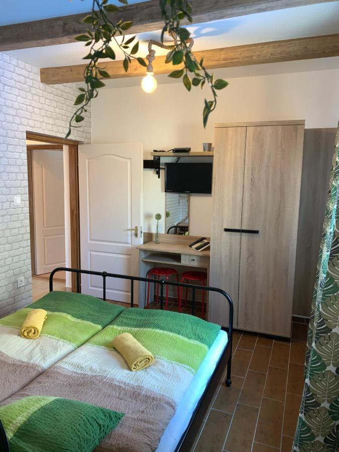 Armada Family Apartment Hajdúszoboszló Eksteriør bilde