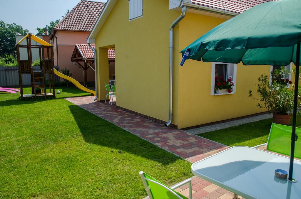 Armada Family Apartment Hajdúszoboszló Eksteriør bilde